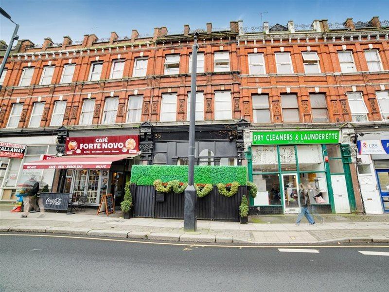 Oyo London Lodge Dış mekan fotoğraf